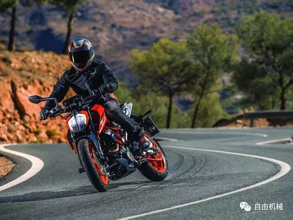 max530Ϯȫ390 DukeܺڷѶԶʻ
