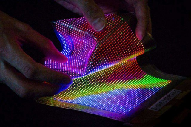 ڳչʾMicroLED100