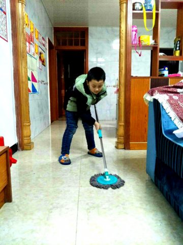 �ﴨ��ʯ����������Сѧ ����ף���˸�Ů�ڡ��