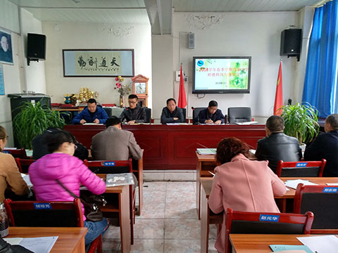 �ɶ����¶���������ѧ��֯��չ2018ѧ�괺��ѧ��ʦ��ʦ�罨��ר��