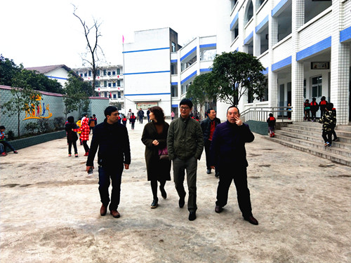 �ﴨ���̿ƾ� �������������Сѧ�Ӳ쿪ѧ����