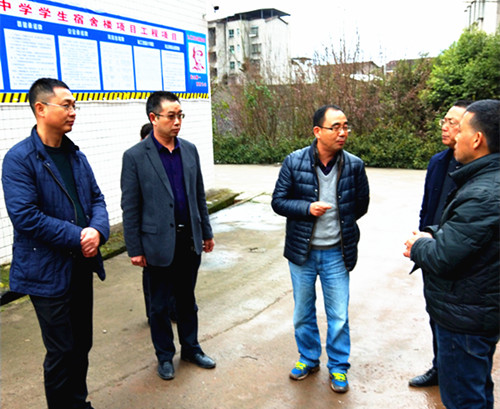 �ﴨ���̿ƾ��쵼�Ӳ���ҳ���ѧ�������ڽ�����