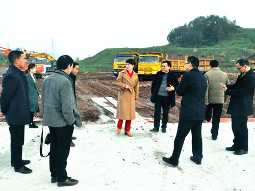 �ﴨ��ί�����������ε��дﴨ��ѧ����У������