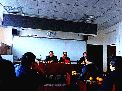 �ƶ�ѧУ���㾡��������������ػ���ʦ��