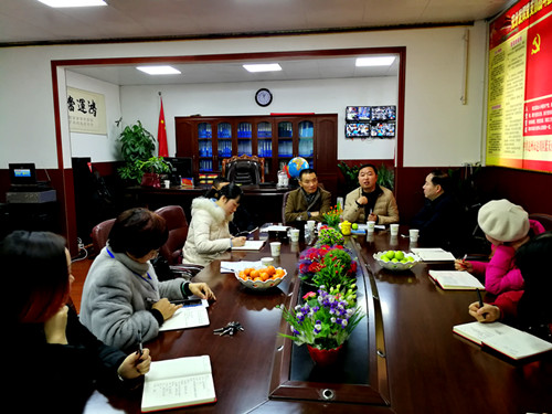 ������������ǣ��  ���쾫Ʒ���ѧУ