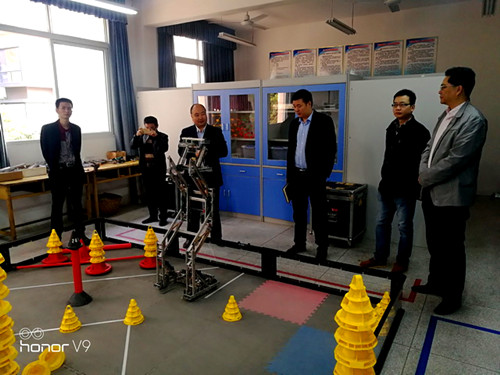 �Ĵ�ʡ������̹��쵼ݰ�ٴﴨ���е��С����͡�����