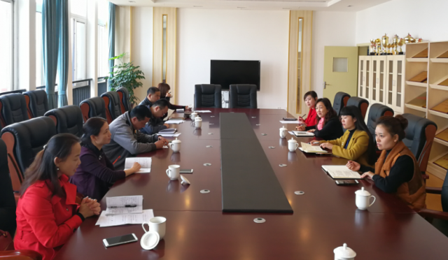 ���ӵ� �ٷ�չ ��ʵЧ�����¶�������Сѧ����������ѧ�����ӵ���